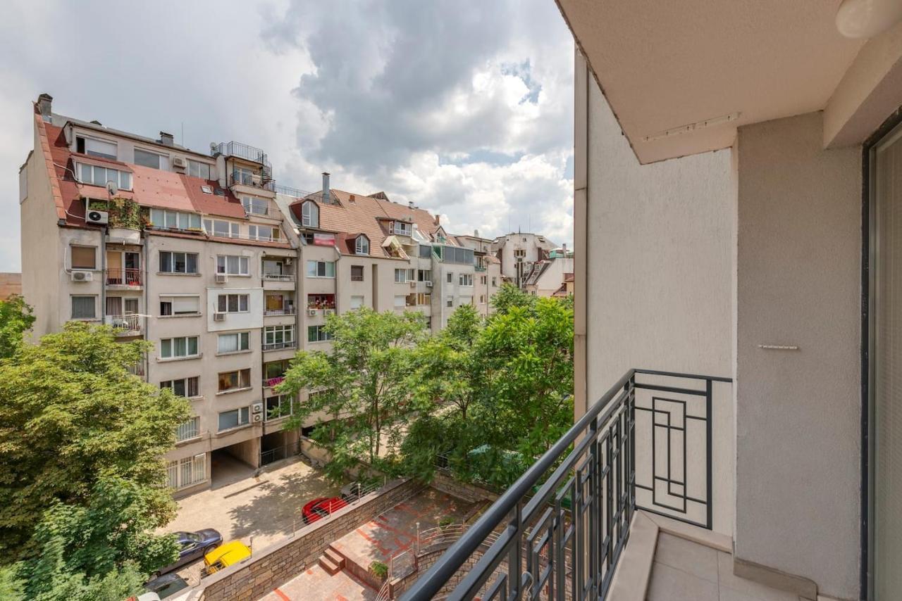 Bright And Newly Refurbished Apartment Near Center Sofia Exterior photo